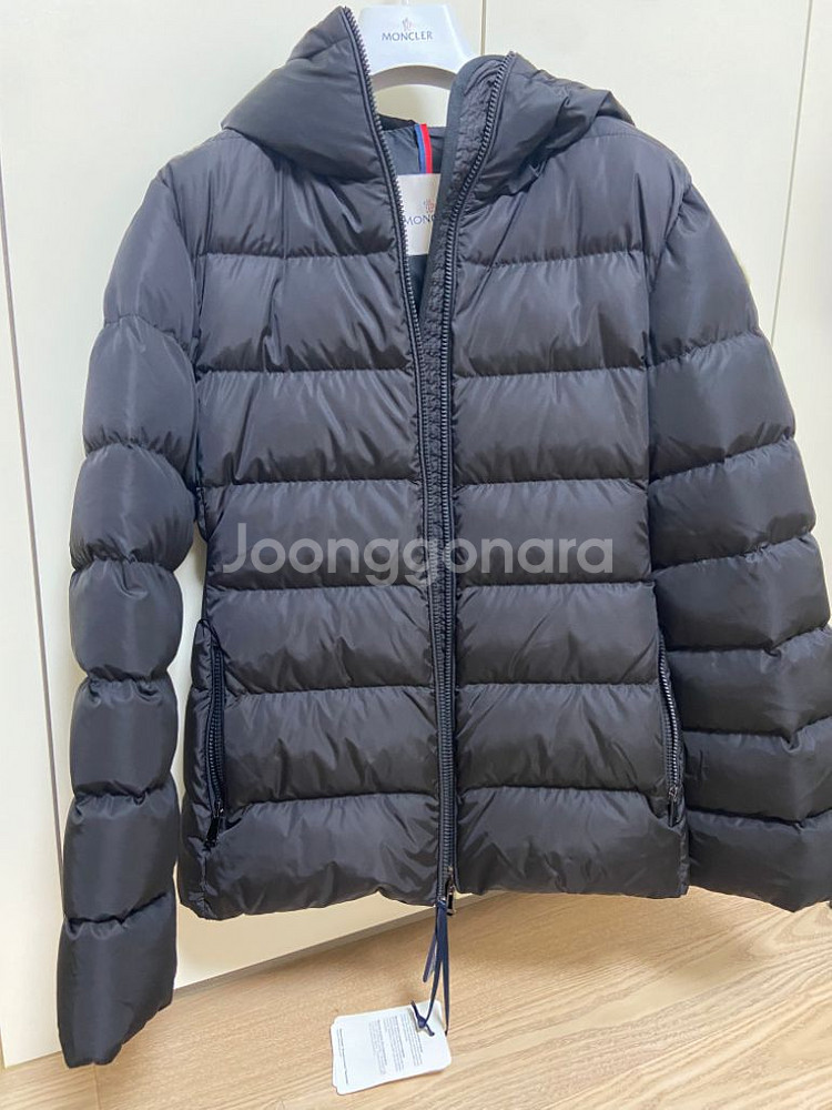 (새제품) 몽클레어 패딩자켓--3