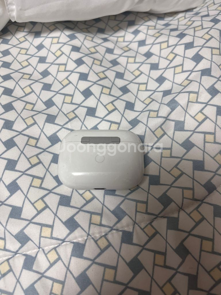 에어팟 프로 본체 (고장)--1