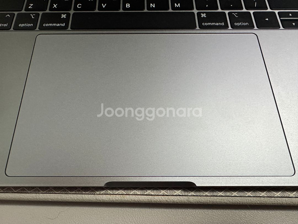 맥북프로 15인치 터치바 i9 32gb ssd512--3
