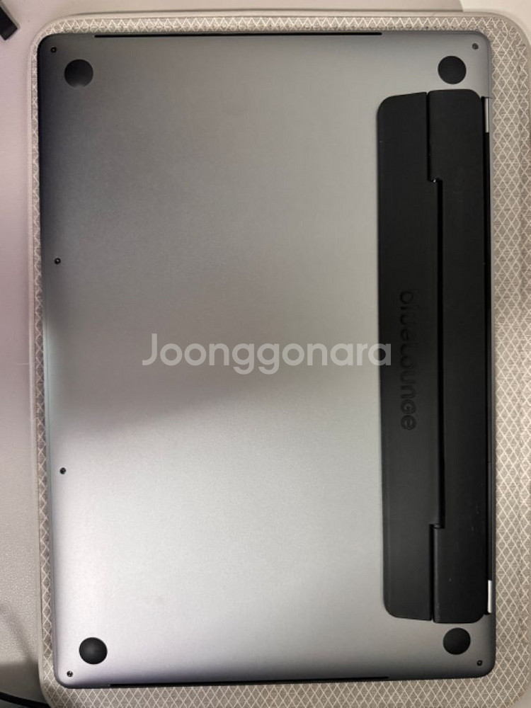 맥북프로 15인치 터치바 i9 32gb ssd512--6