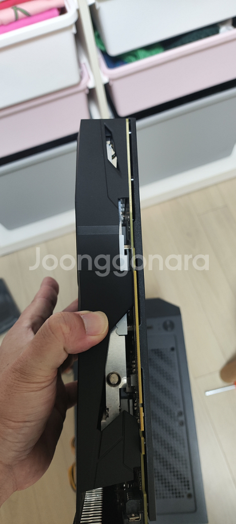 데스크탑 컴퓨터 라이젠 2600/ 16램 / RX580--4
