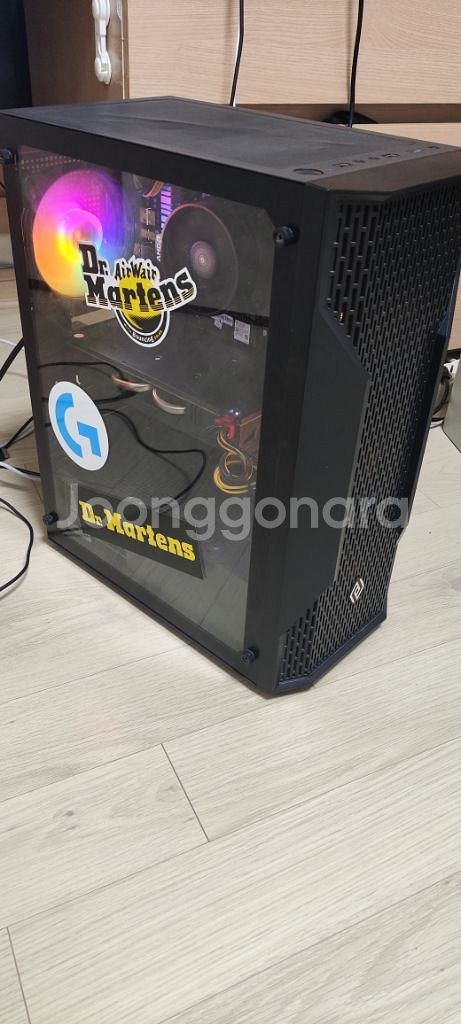 데스크탑 컴퓨터 라이젠 2600/ 16램 / RX580--1