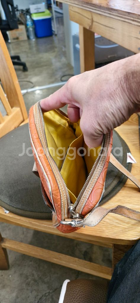 페라가모 여성용가방 가로15cm세로20cm--3
