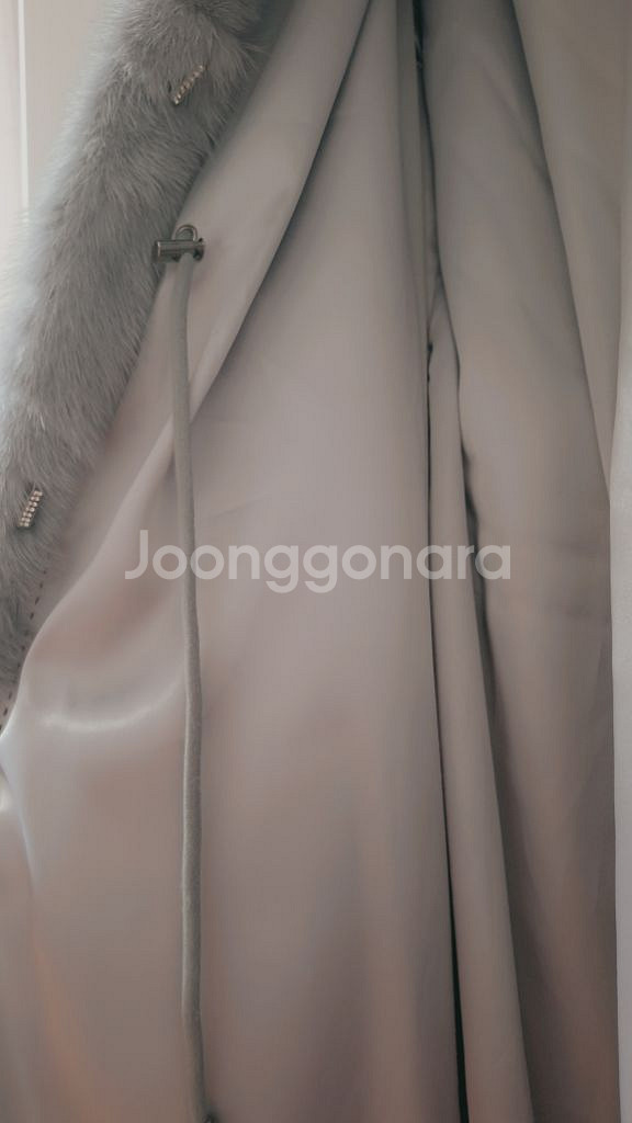 나파 휘메일 아이스 그레이 밍크 코트 총기장 120cm--3