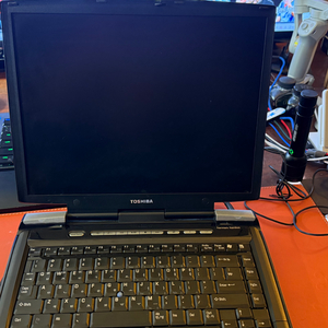 TOSHIBA M10 레트로 노트북