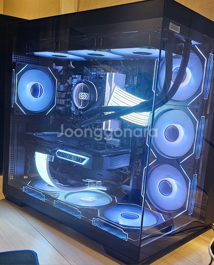 라이젠7 7800X3D RTX4070S 본체 팝니디ㅡ--0