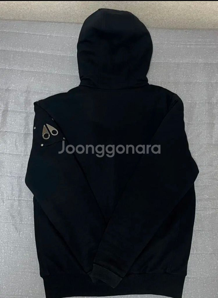 무스너클 버니스웨터--1