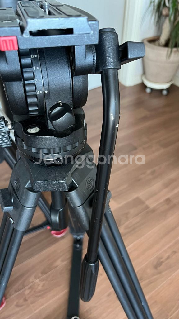 Sachtler 셔틀러 FSB4 삼각대--3