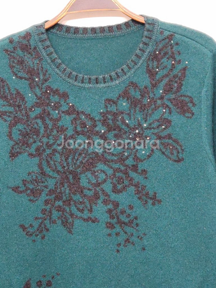(L) 캐시미어 니트 플라워 패턴 비즈 스웨터 라운드--1