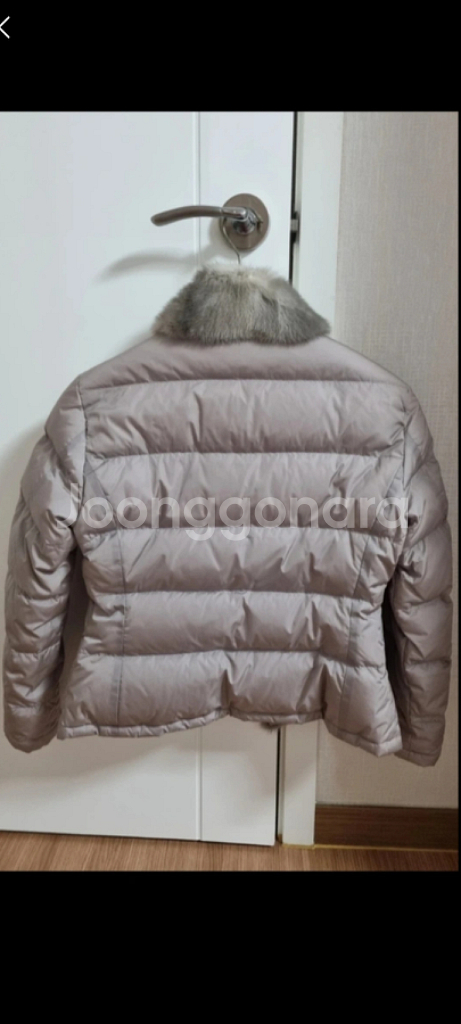 정품 프라다 은회색 숏패딩 이태리 40사이즈 prada--1