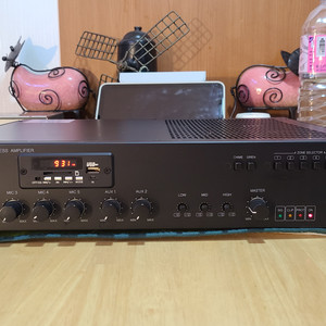 E.W PUBLIC AMPLIFIER PTU240