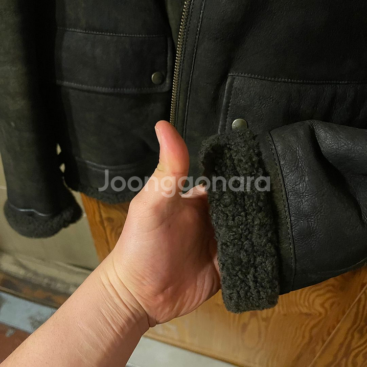 랄프로렌 퍼플라벨 램스킨 무스탕 판매 합니다.--5
