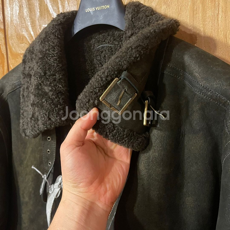 랄프로렌 퍼플라벨 램스킨 무스탕 판매 합니다.--8