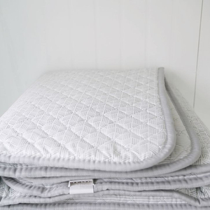 대성 셀틱 퀸사이즈.탄소매트 판매합니다.