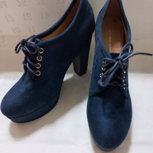 D11무료배송13만원새상품통굽가보시청키힐240