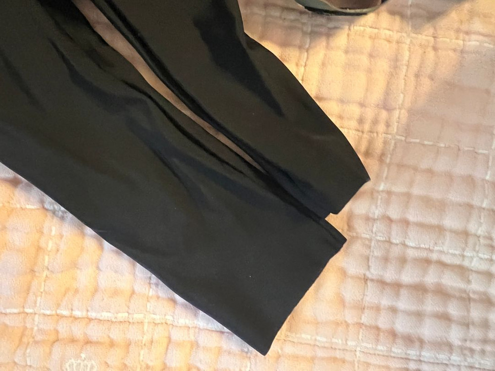 아소스 윈터 빕숏 이미지