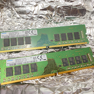 ddr4 32g (16g x2) pc2666 팝니다.