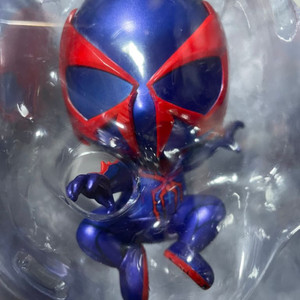 스파이더맨 2099 마그네틱 피규어 판매합니다.