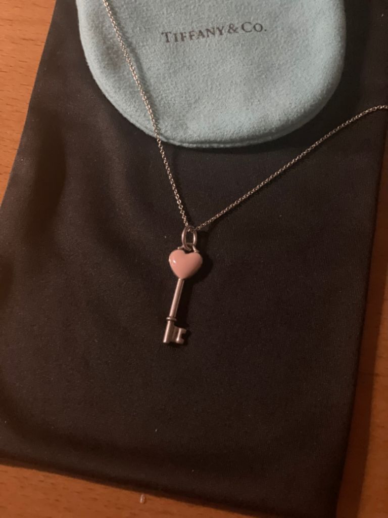티파니앤코 하트 키 열쇠 팬던트 목걸이