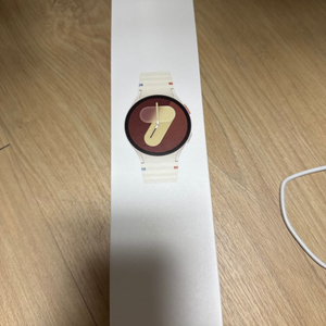 갤럭시워치7 크림.카키 40mm LTE 미개봉 팝니다