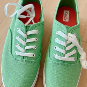 (새상품) 케즈(keds) 캔버스화 245