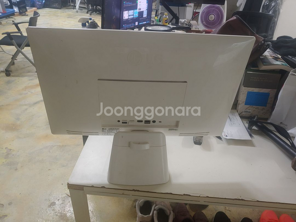 엘지 올인원pc 24v360-lr30k판매합니다.--1