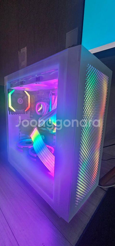 라이젠7 7700X RTX3080TI 튜닝본체--1
