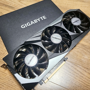 지포스 기가바이트 RTX3070 팝니다