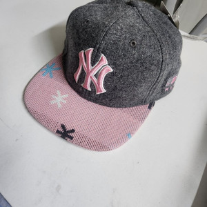 새상품 mlb키즈 모직모자 택있음