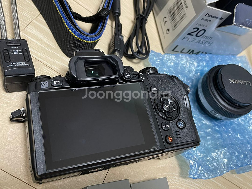 (거의새제품)올림푸스 E-M1 카메라/ 파나소닉 20m--1