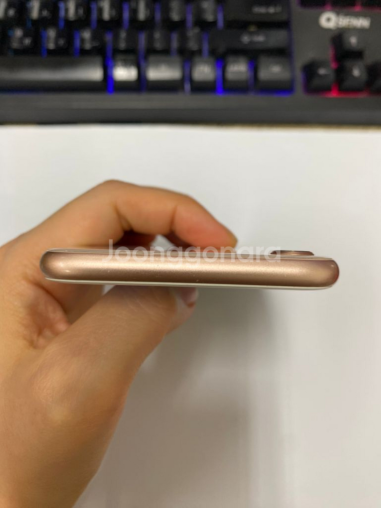 아이폰8 로즈골드 액정SS급 64GB 무잔상배터리100--3