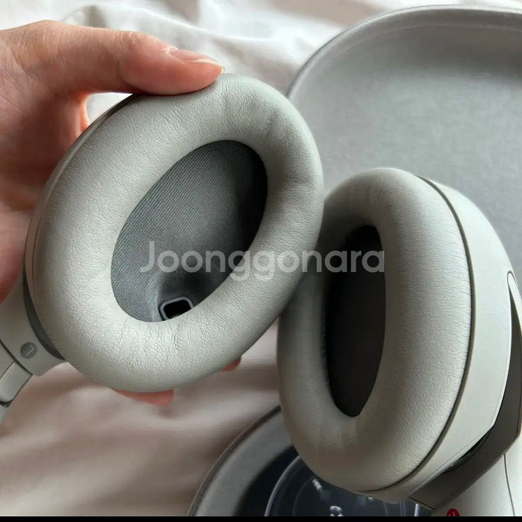 소니 sony wh1000-xm4 실버--2
