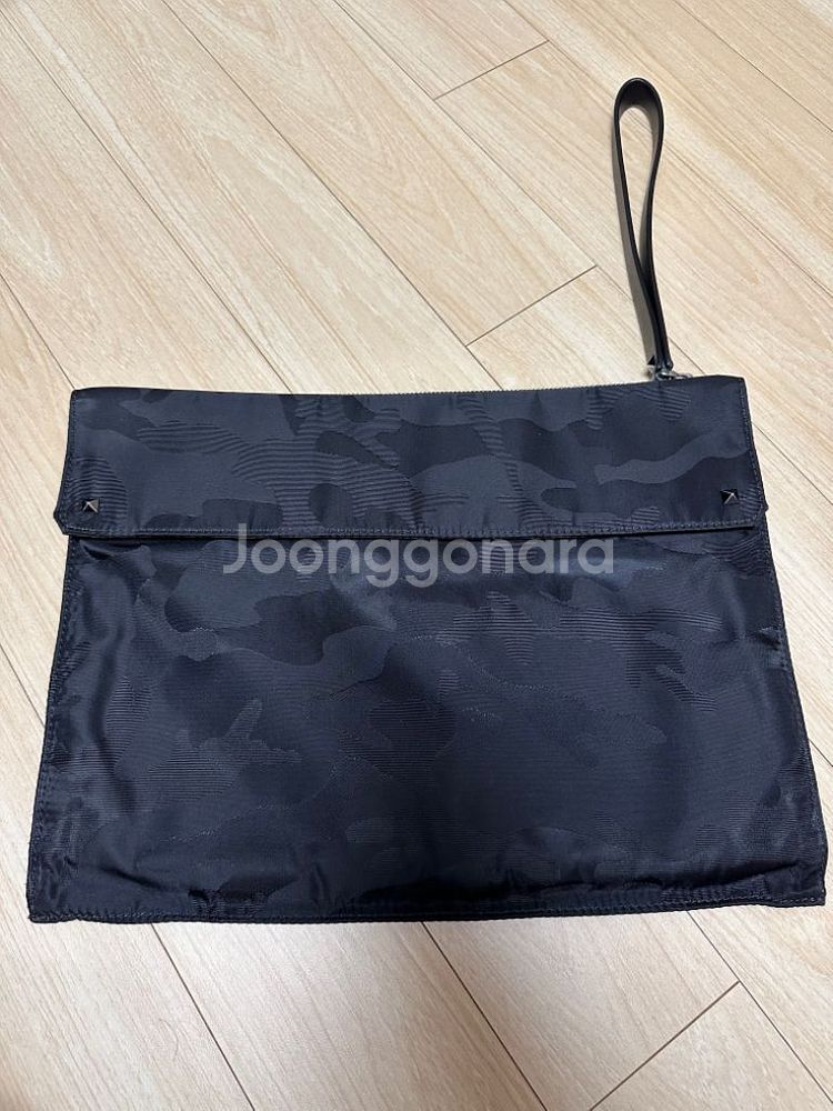 발렌티노 카모 클러치--2