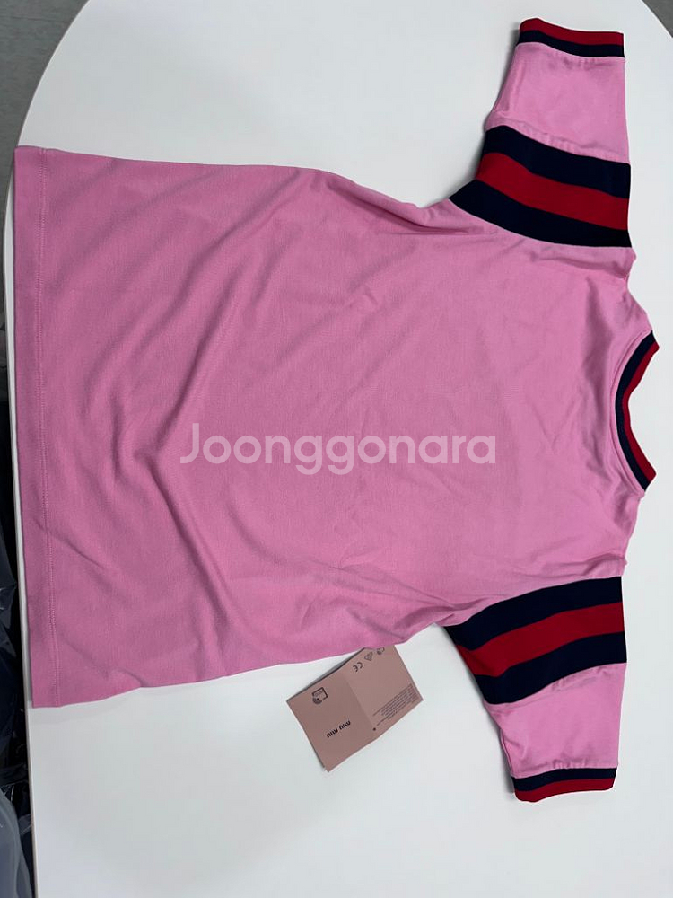 [SALE:미우미우 miumiu 정품] 핑크 반팔--3