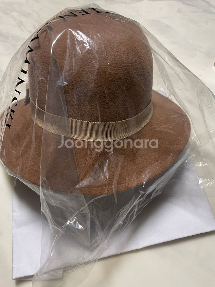 헬렌카민스키 데이지 카멜 새상품--2