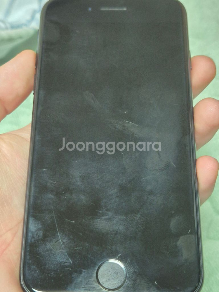 아이폰 SE2 블랙 128GB 판매--1