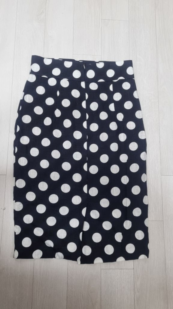 하이웨이스트 스커트 이미지