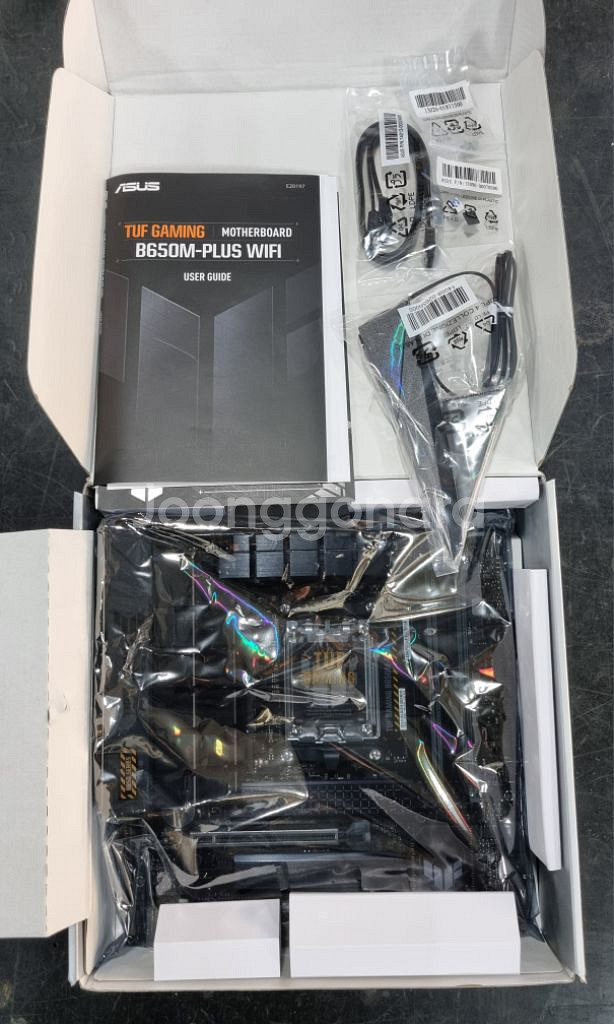 ASUS TUF Gaming B650M-PLUS WIF--2