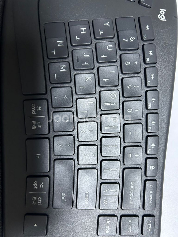로지텍 ERGO K860 무선 키보드--1