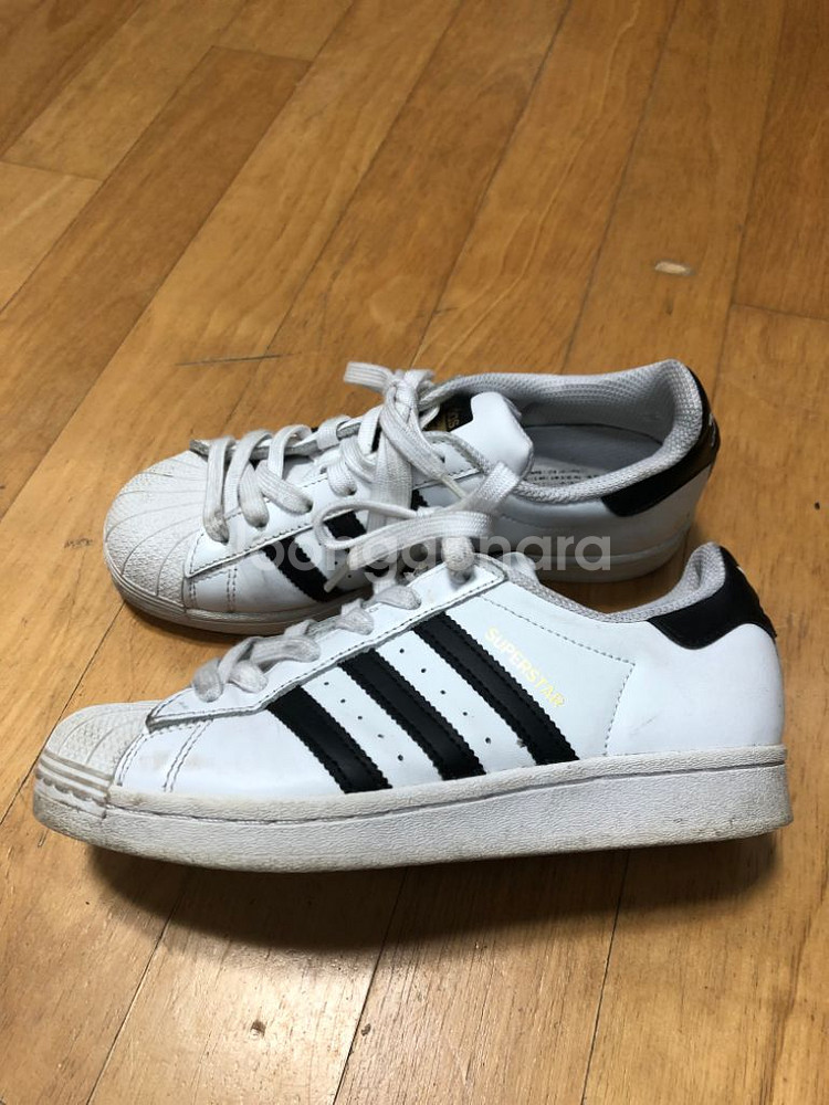아디다스 슈퍼스타 흰검 230--4