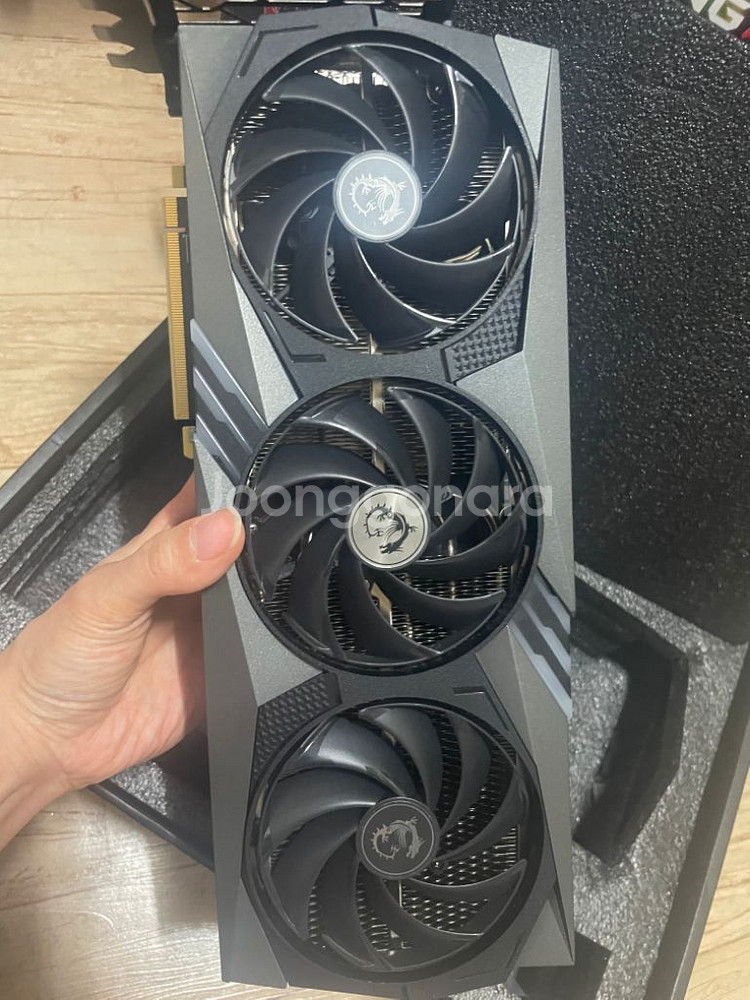 msi 4070ti 게이밍 트리오 팝니다--2