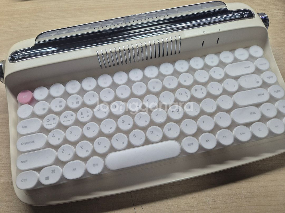 액토 레트로 블루투스 키보드--0