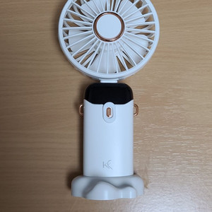 카프 무선 휴대용 미니 선풍기 팝니다.
