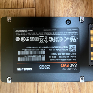 ssd250gb 삼성 860 EVO