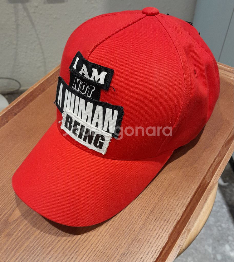 (새상품) 아임낫어휴먼비잉 레드 볼캡--0