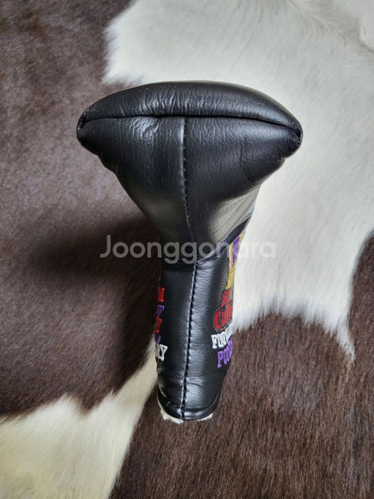 레어템)스카티카메론 뮤지엄&갤러리 5주년 한정판 커버--3