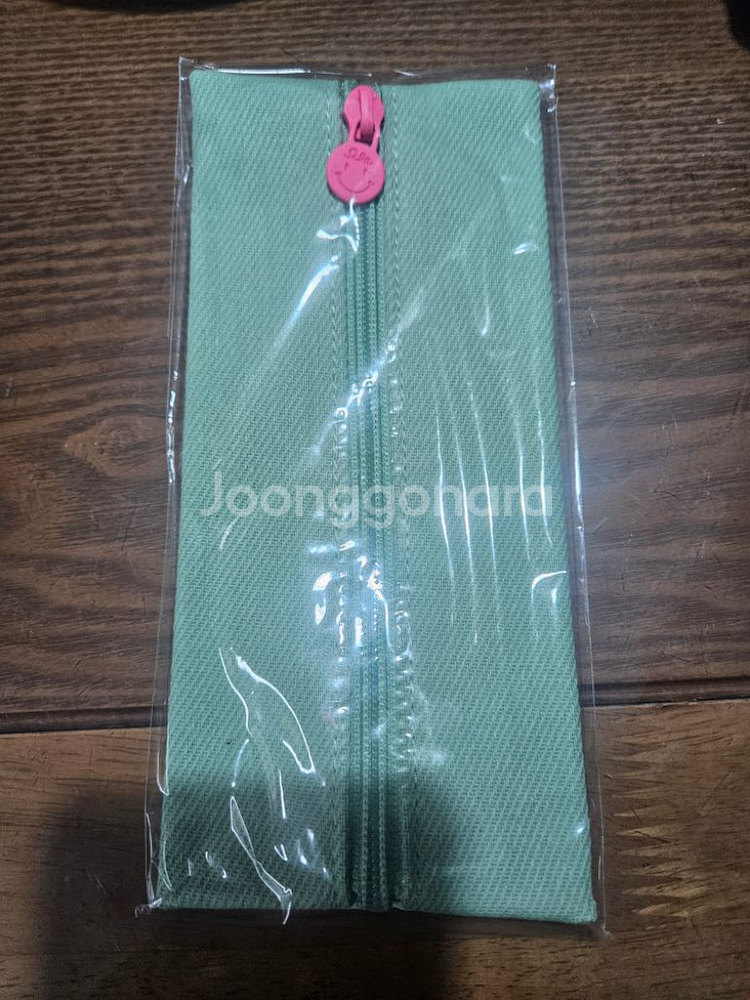 각종 문구 싸게 들여가세요!(양장 드로잉북, 필통 등)--2