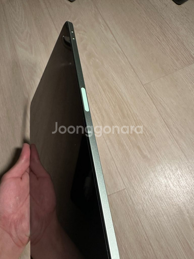 아이패드에어4 64g wifi 그린 판매합니다--3