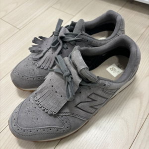 뉴발란스 996 태슬(Newbalance WL996TC