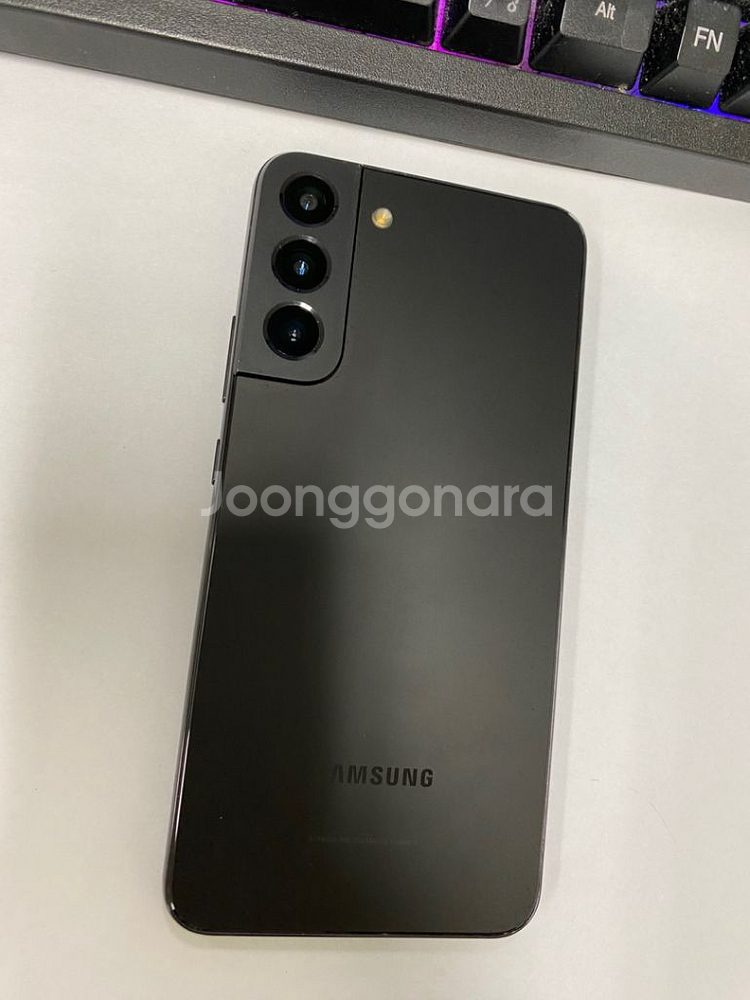 KT 갤럭시S22플러스 블랙 A급 256GB무잔상메인폰--0